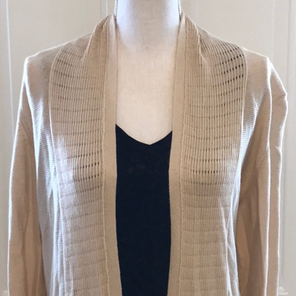 NY & C taupe (wheat colored) cardigan